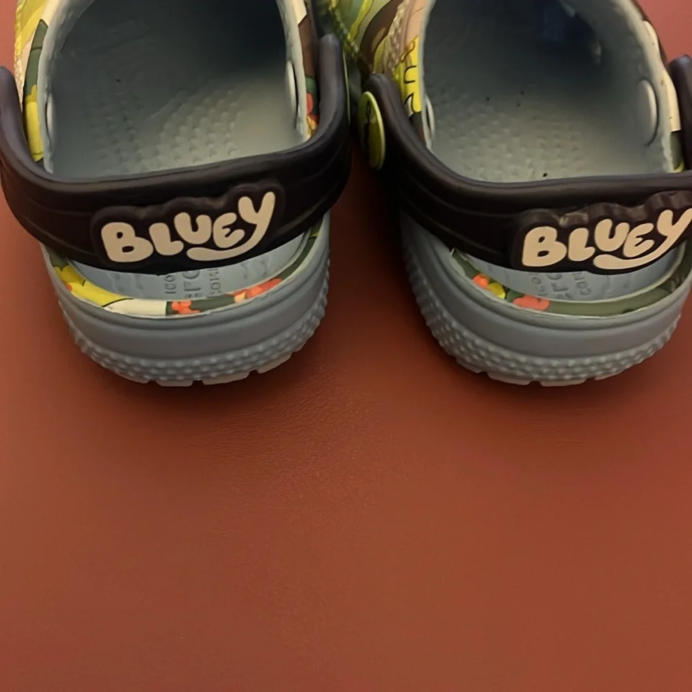 CROCS Toddler Character  - Bluey - Picture 2 of 4